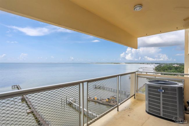 APT-901 - 825 Bayshore Dr, Condo with 2 bedrooms, 2 bathrooms and null parking in PENSACOLA FL | Image 23