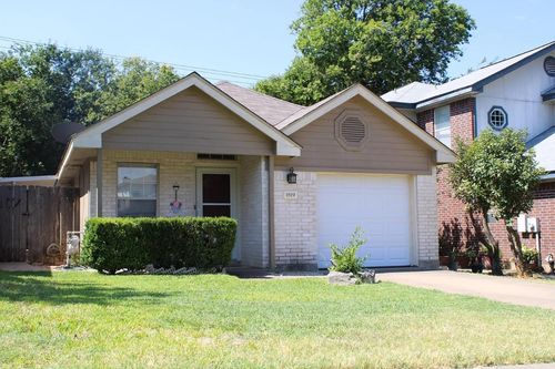 1619 Parkfield Circle, Round Rock, TX, 78664 | Card Image