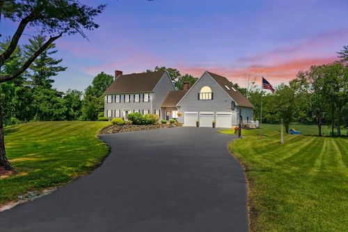 20 Brimmer Ln, Hampton Falls, NH, 03844-2309 | Card Image