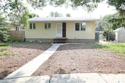 23 Osborne Cres, Regina, SK, S4R5J2 | Card Image