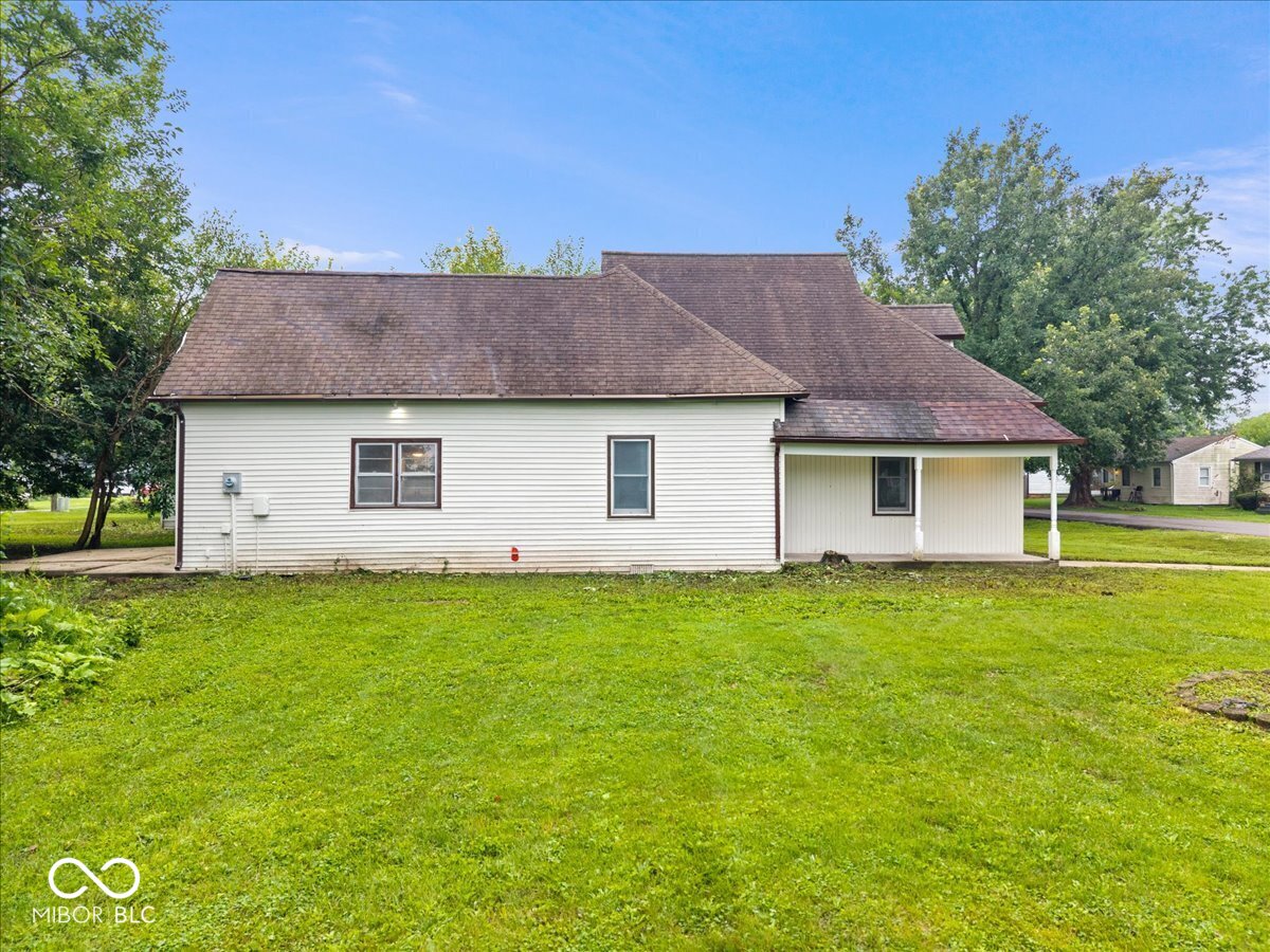 Residential in Sweetser 3