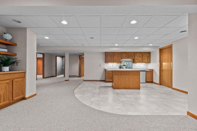 301 E Wayfarer Lane, House other with 4 bedrooms, 4 bathrooms and null parking in APPLETON WI | Image 44