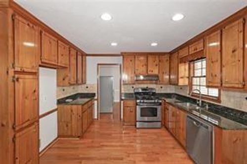 1038 Seven Springs Cir, Marietta, GA, 30068-2659 | Card Image