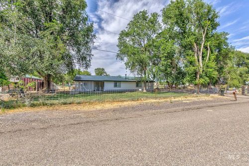 3315 Nw 7th Ave, Ontario, OR, 97914-1258 | Card Image