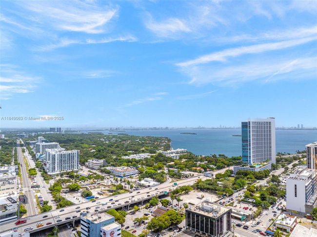 PH207 - 3470 E Coast Ave, Condo with 3 bedrooms, 3 bathrooms and null parking in MIAMI FL | Image 77