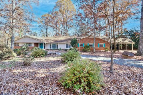 251 Gleneagles Rd E, Statesville, NC, 28625-4694 | Card Image