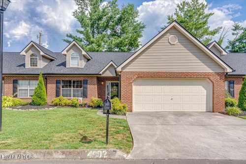 4802 Beverly Field Way, Knoxville, TN, 37918 | Card Image