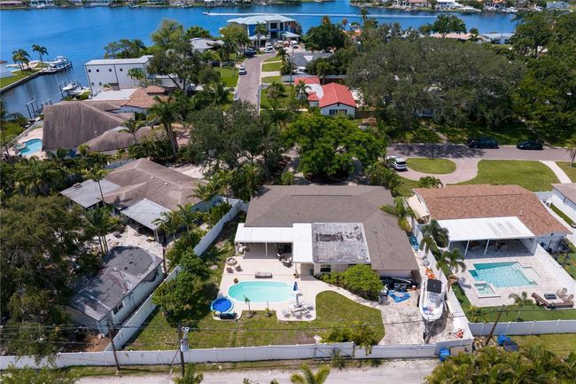 843 37 Th Ave Ne, House other with 3 bedrooms, 2 bathrooms and null parking in ST PETERSBURG FL | Image 22