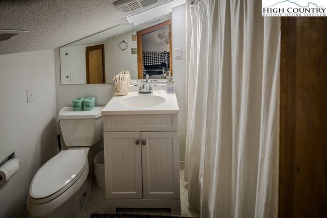 UNIT-10 - 1499 Sugar Mountain Dr, Condo with 3 bedrooms, 3 bathrooms and null parking in Sugar Mountain NC | Image 17