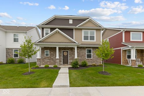 2733 Lamar Dr, Whitestown, IN, 46075-7521 | Card Image