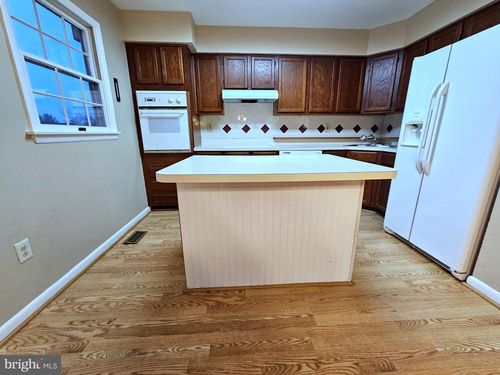 303 Talbot Ct, ABINGDON, MD, 21009-2072 | Card Image