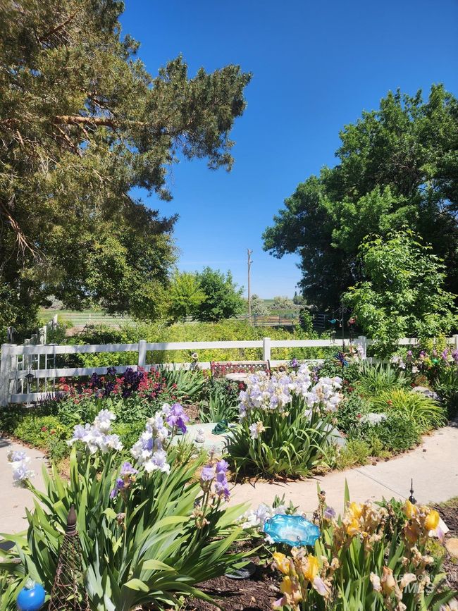 1005 E 00 S, House other with 3 bedrooms, 2 bathrooms and null parking in Declo ID | Image 8
