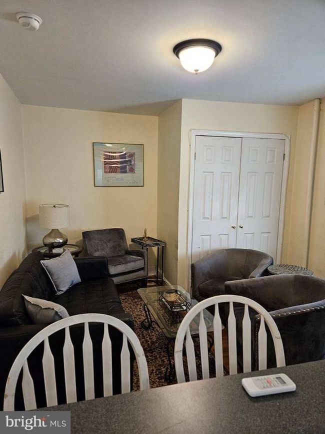 APT-3 - 4338 Manayunk Ave, House other with 2 bedrooms, 1 bathrooms and null parking in PHILADELPHIA PA | Image 4