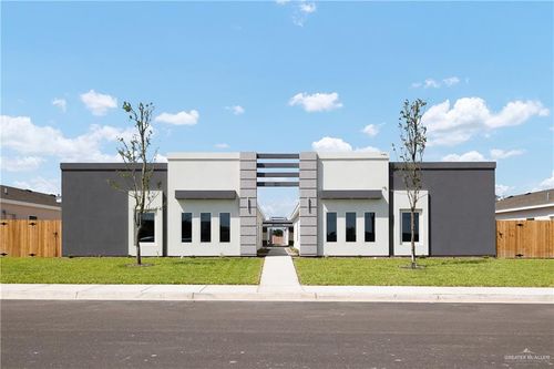 2-4216 Walnut Ave, McAllen, TX, 78501 | Card Image
