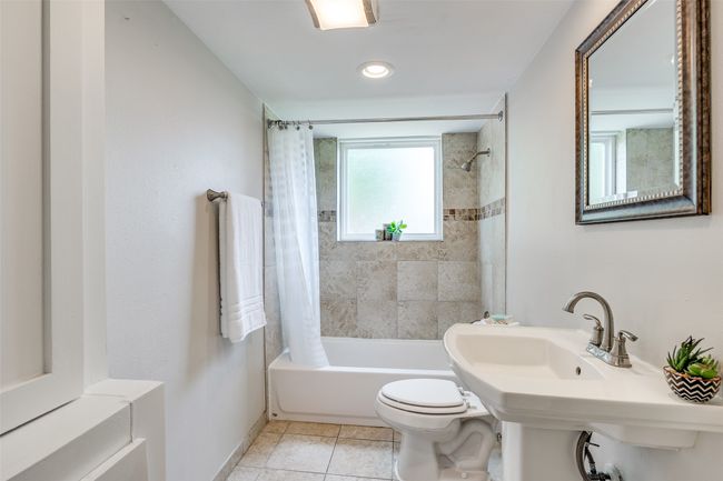 Full bathroom | Image 17