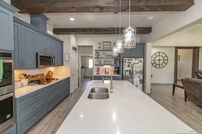 72 Red Fox, House other with 4 bedrooms, 3 bathrooms and null parking in Poteet TX | Image 9