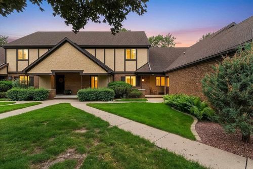 151 Harrys, FOX CROSSING, WI, 54914 | Card Image