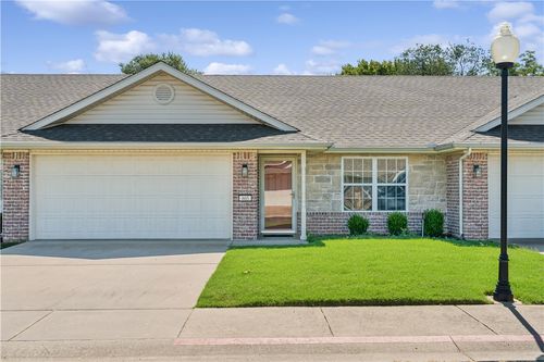 805 N 19th St, Rogers, AR, 72756-3589 | Card Image