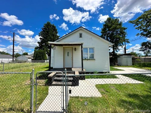 3441 S Edsel Street, Detroit, MI, 48217 | Card Image