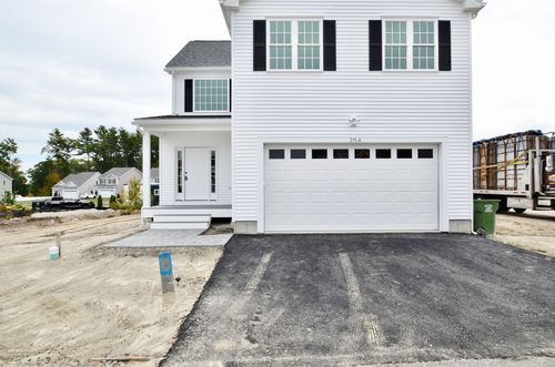 20a-215A Crownshield, Uxbridge, MA, 01569 | Card Image