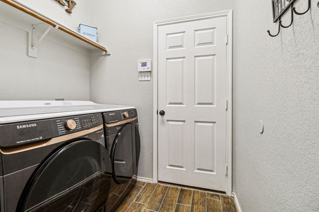 1708 Crestmeadow Ln, House other with 3 bedrooms, 2 bathrooms and null parking in Mansfield TX | Image 27