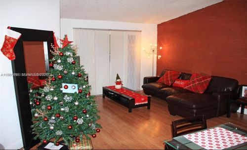 205-20741 Ne 4th Ct, Miami, FL, 33179 | Card Image