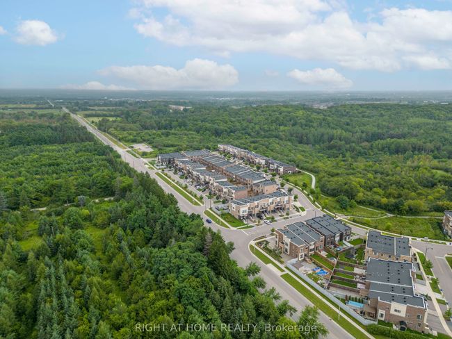 154 Anchusa Dr, House attached with 4 bedrooms, 4 bathrooms and 3 parking in Richmond Hill ON | Image 37