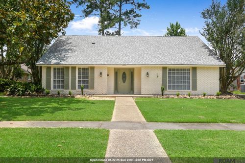 1330 Woodcliff Dr, Baton Rouge, LA, 70815-6857 | Card Image