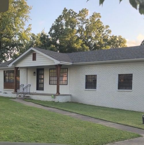 1754 Erie Ave, Tulsa, OK, 74112-6926 | Card Image