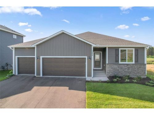 1125 Legacy Pkwy, New Richmond, WI, 54017-7279 | Card Image