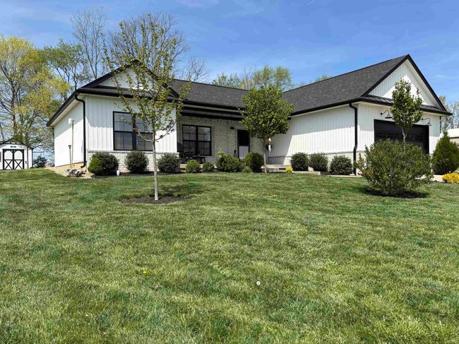 1017 Webb St, House other with 3 bedrooms, 2 bathrooms and null parking in Salem IN | Image 6