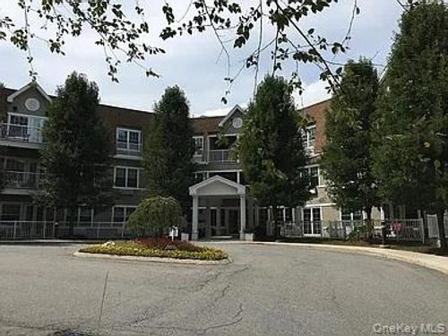 306 Sutton Dr, Mount Kisco, NY, 10549-1153 | Card Image