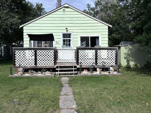 409 Pleiades Avenue, Winnipeg Beach, MB, R0C3G0 | Card Image