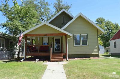 606 S Broadway Street, House other with 3 bedrooms, 2 bathrooms and null parking in Herington KS | Image 1