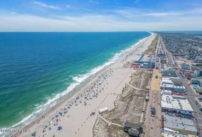 B - 129 Franklin Ave, Home with 3 bedrooms, 3 bathrooms and null parking in Seaside Heights NJ | Image 24