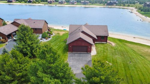 N8090 Clear Water Dr, New Lisbon, WI, 53950-9592 | Card Image
