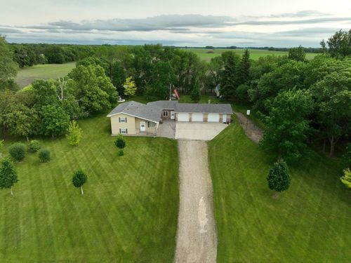 21840 320th Ave Nw, Warren, MN, 56762-9431 | Card Image