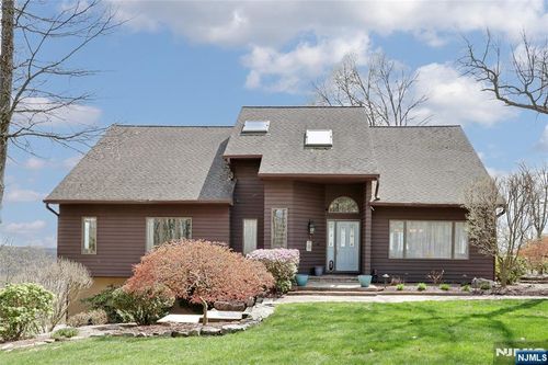 6 Copperas Ridge Rd, Newfoundland, NJ, 07435-1221 | Card Image