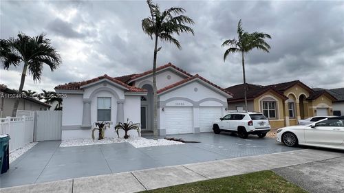 0-15446 Sw 23rd Ln, Miami, FL, 33185-5861 | Card Image