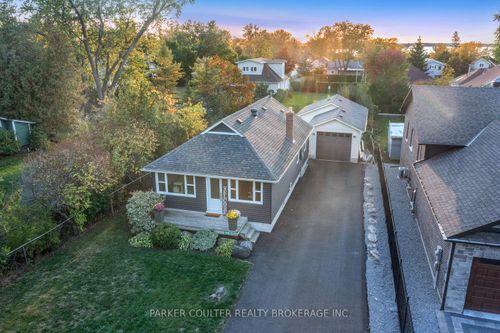 {{alt}} | Card Image