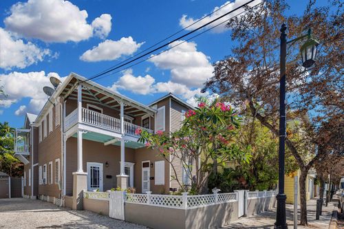 1104 Truman Ave, Key West, FL, 33040-3462 | Card Image