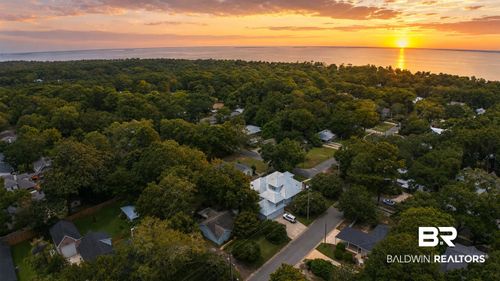 354 Pecan Ave, Fairhope, AL, 36532-1423 | Card Image