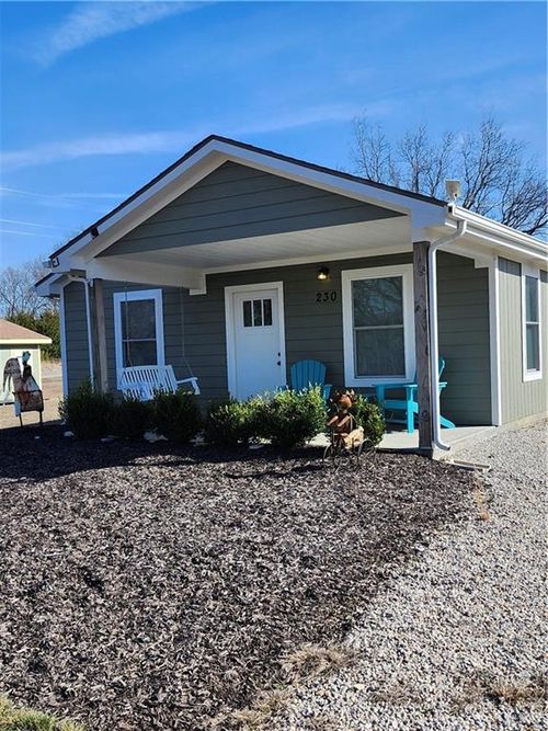 230 Linn Valley Dr, Linn Valley, KS, 66040-5423 | Card Image