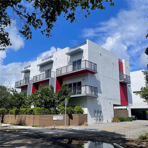 1813 Madison St, Hollywood, FL, 33020-5492 | Card Image