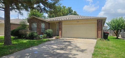 19906 Black Cherry Bend Ct, Cypress, TX, 77433-5695 | Card Image