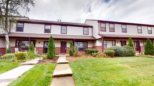 41 Aspen Dr, North Brunswick, NJ, 08902-1051 | Card Image