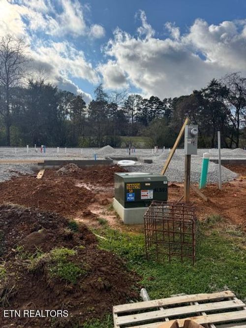 25-7325 Woodpecker Way, Knoxville, TN, 37921-2436 | Card Image