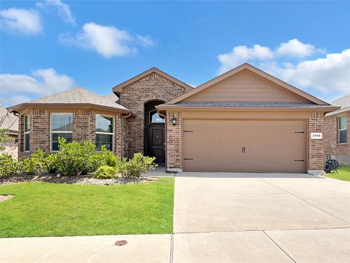 9749 Walnut Cove Dr, Fort Worth, TX, 76108-2235 | Card Image