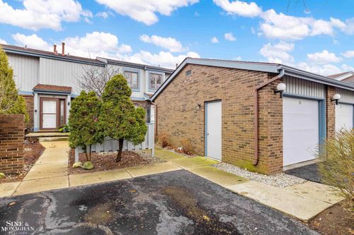 1715 River #10 Road, St Clair Township, MI, 48079 | Card Image