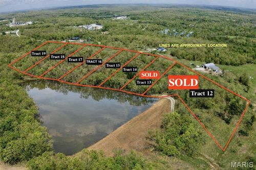 14 Legacy Drive, Potosi, MO, 63664 | Card Image